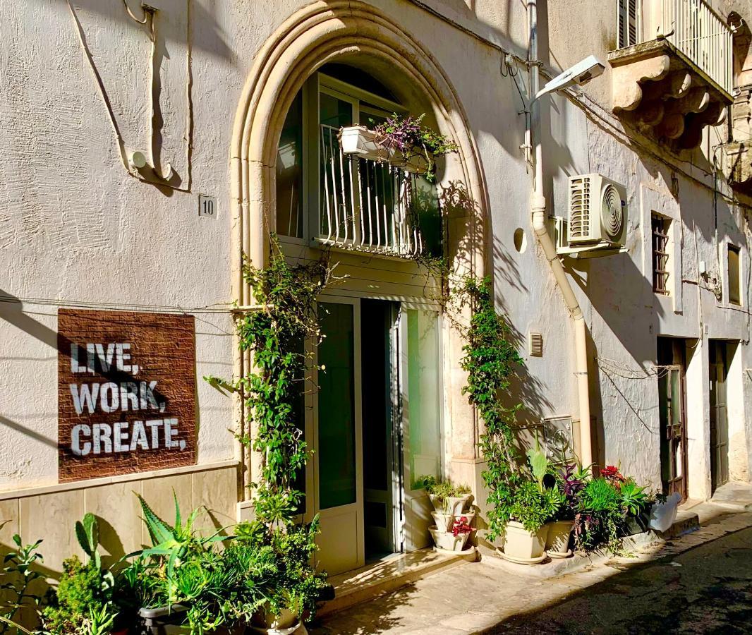 Apartamento The Art House By Rentbeat Ostuni Exterior foto